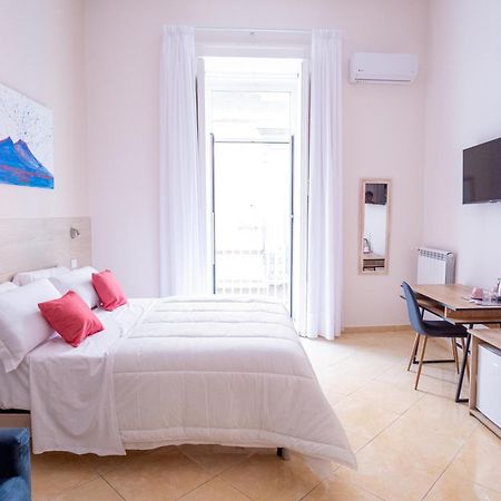 Leone Suites Toledo Napoli Exterior foto