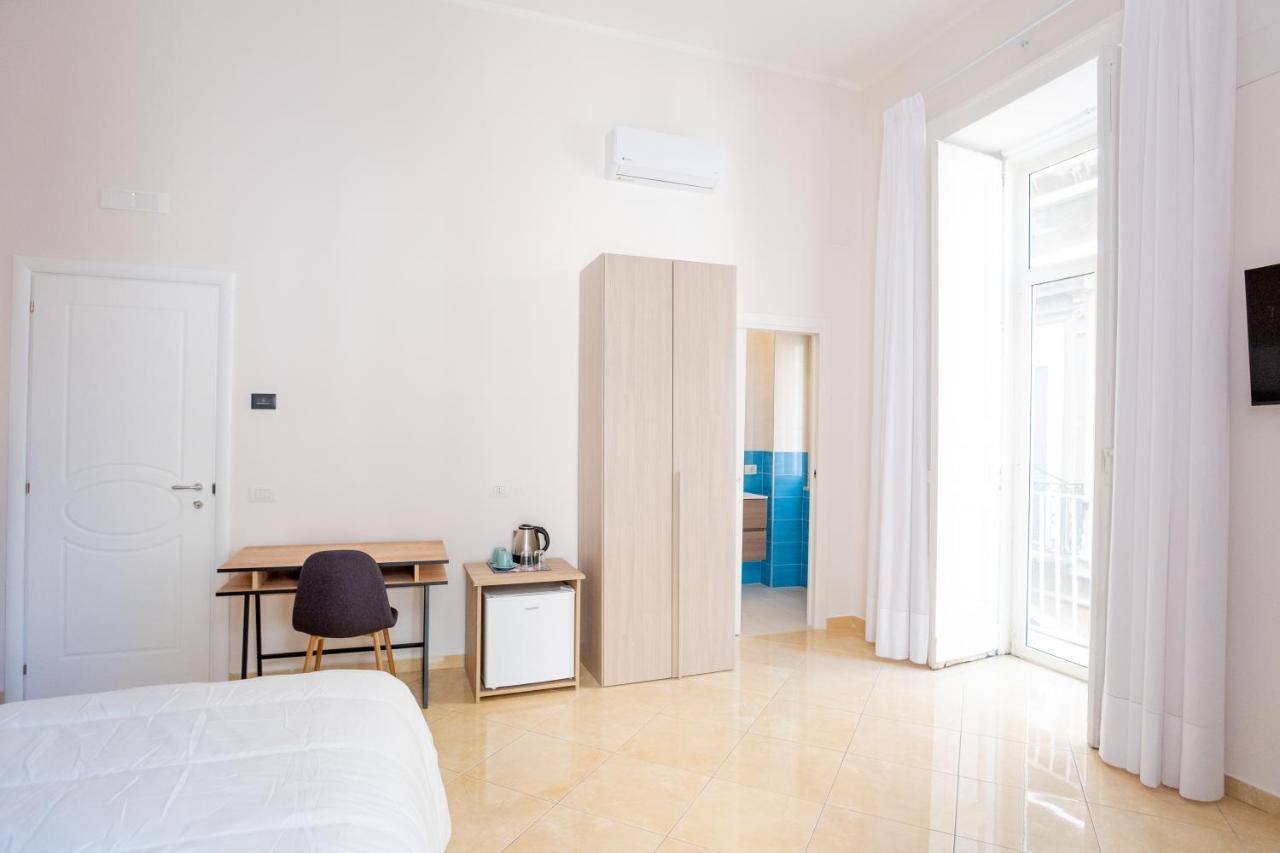 Leone Suites Toledo Napoli Exterior foto