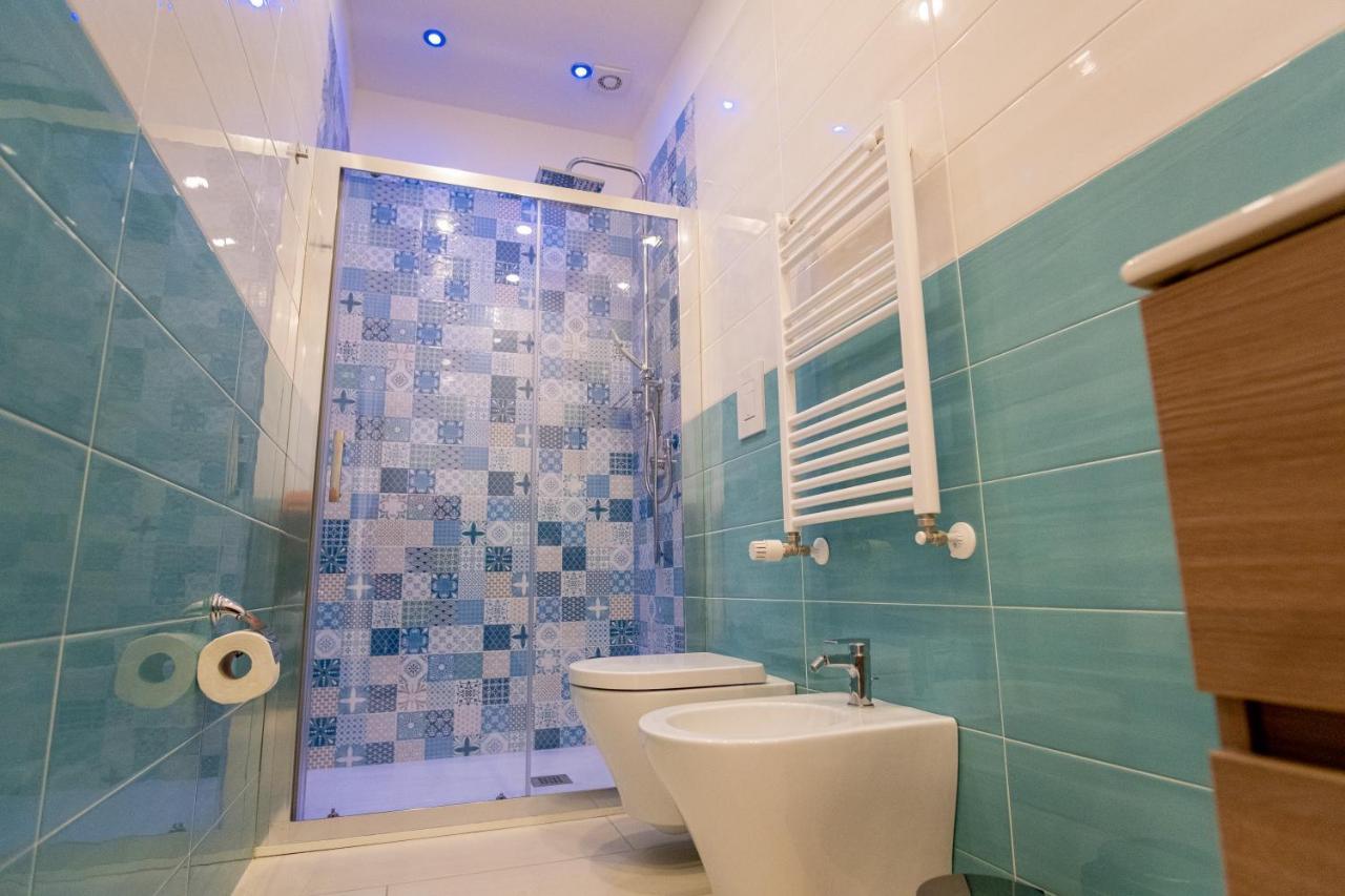 Leone Suites Toledo Napoli Exterior foto